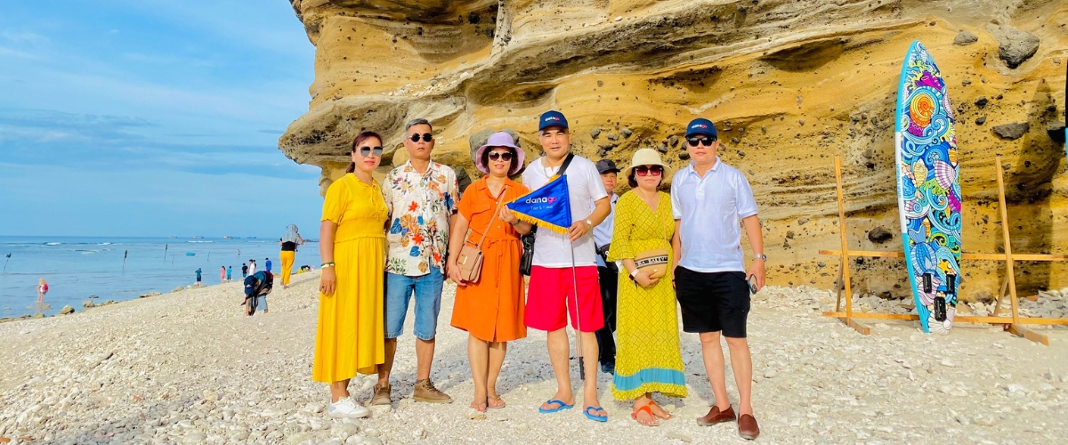 DANAGO Travel