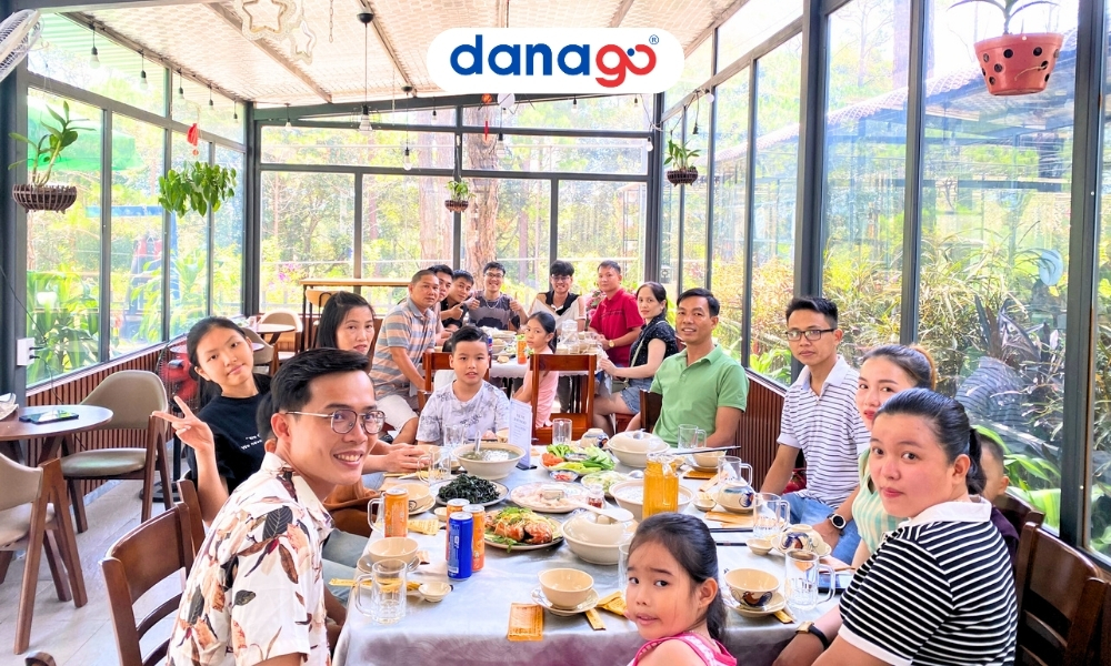DANAGO Travel