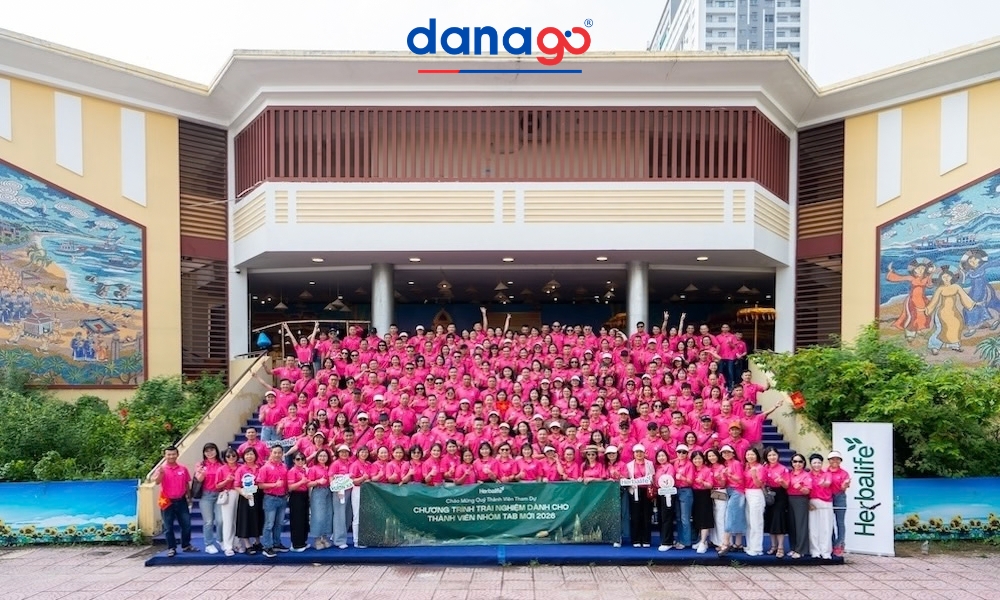 Đoàn 350 khách Herbalife tham gia City tour Đà Nẵng do DANAGO tổ chức.