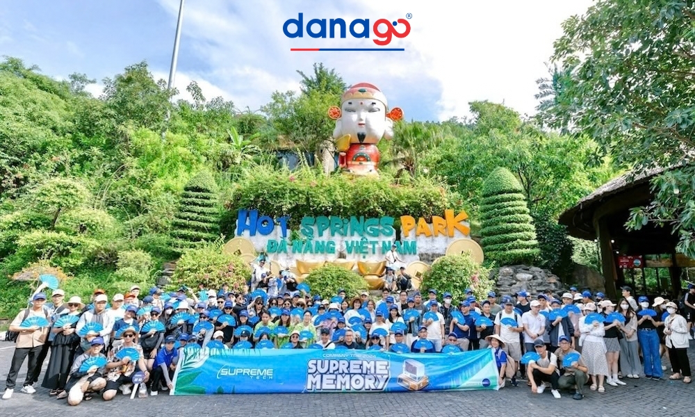 DANAGO đưa đón đoàn khách từ Đà Nẵng đến Núi Thần Tài.