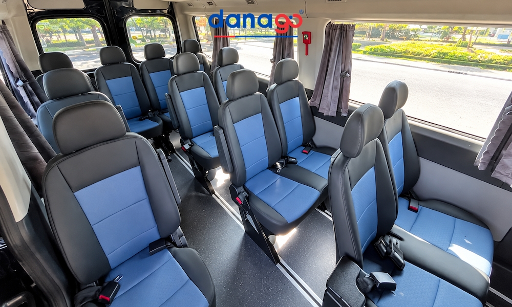 DANAGO cho thuê xe 16 chỗ đời mới, tiện nghi và phù hợp nhiều nhu cầu.